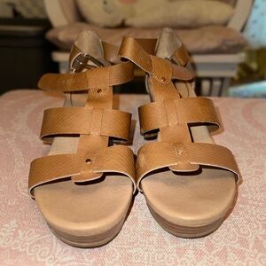 Dr. Scholl’s Women’s Barton Wedge Tan Sandals - Size 8